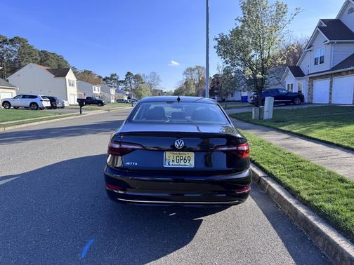 Black 2019 Volkswagen Jetta 1.4T S