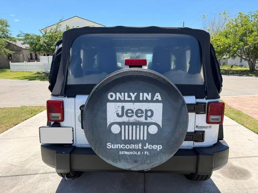 White 2013 Jeep Wrangler Sport