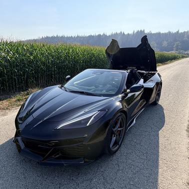 Black 2025 Chevrolet Corvette E-Ray 3LZ