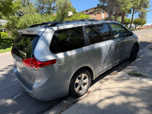Silver 2014 Toyota Sienna LE
