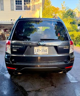 Blue 2012 Subaru Forester 2.5X Premium