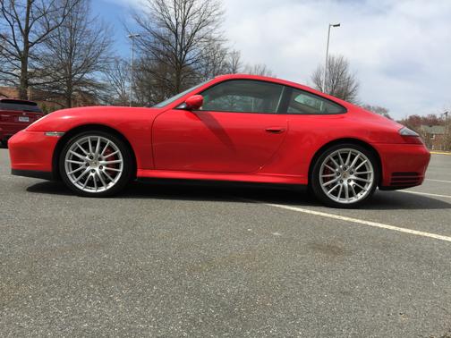 2004 Porsche 911 911 Carrera 4S