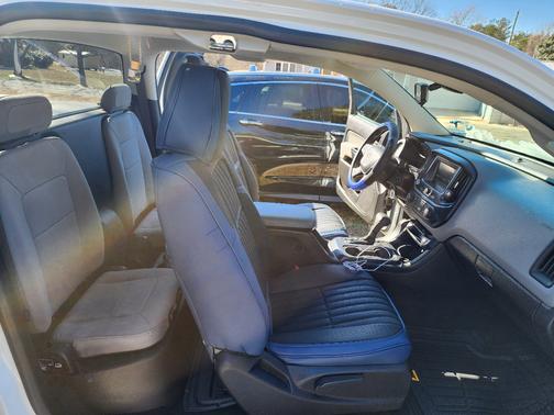 2017 Chevrolet Colorado WT