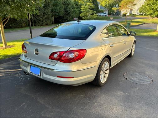 2010 Volkswagen CC Sport