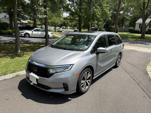 Silver 2022 Honda Odyssey Touring