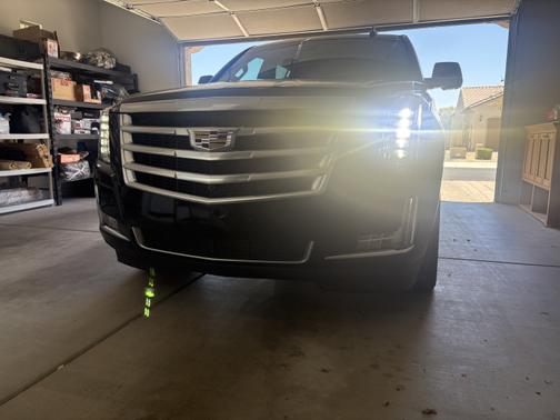 2017 Cadillac Escalade ESV Luxury