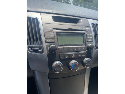 2009 Hyundai SONATA SE