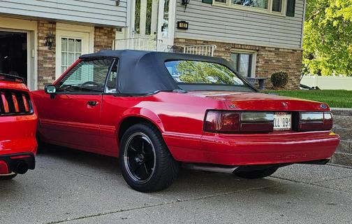 Red 1992 Ford Mustang LX 5.0L Sport