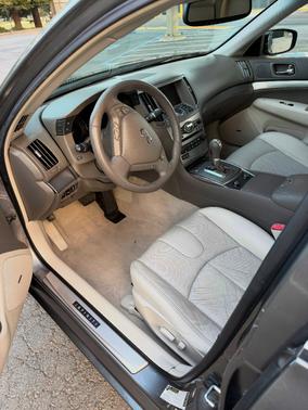 Gray 2010 INFINITI G37 Journey