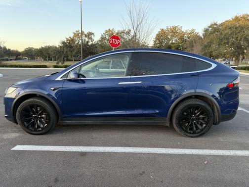 2016 Tesla Model X 75D
