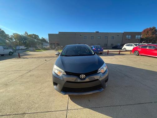 Gray 2016 Toyota Corolla LE