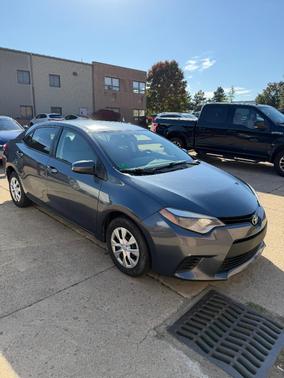 Gray 2016 Toyota Corolla LE