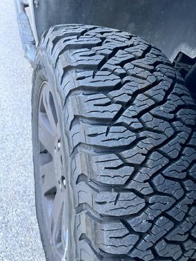 Gray 2010 GMC Sierra 1500 SLE
