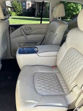2018 INFINITI QX80 Base