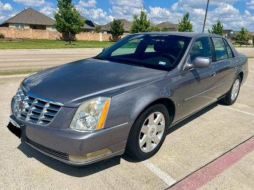 Gray 2007 Cadillac DTS Luxury
