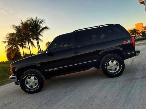 1999 Chevrolet Tahoe Base