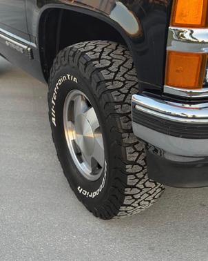 1999 Chevrolet Tahoe Base