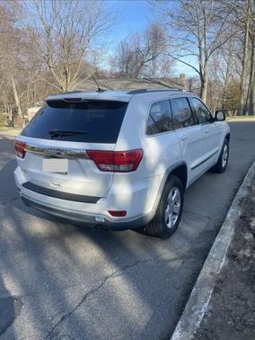 2011 Jeep Grand Cherokee Laredo