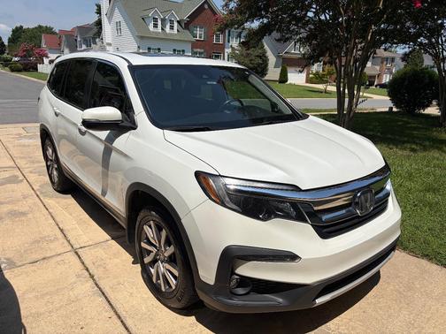 White 2020 Honda Pilot EX-L