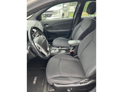 2012 Chrysler 200 Touring