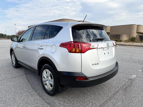 2014 Toyota RAV4 LE