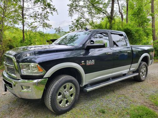 2018 RAM 2500 Laramie