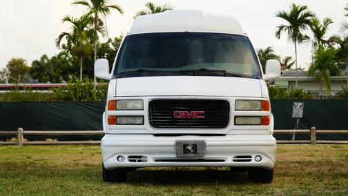 2002 GMC Savana 1500 Base