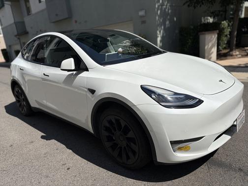 White 2022 Tesla Model Y Long Range