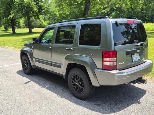 Gray 2012 Jeep Liberty Sport
