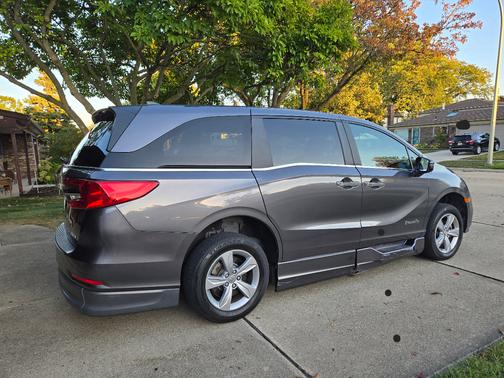 Silver 2019 Honda Odyssey EX-L