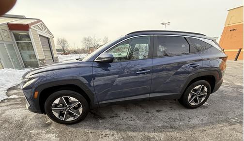 2025 Hyundai TUCSON SEL