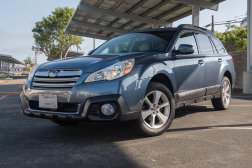 2013 Subaru Outback 2.5i Premium
