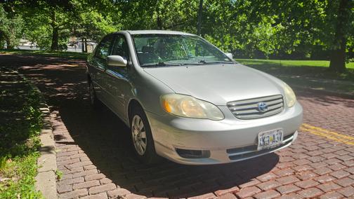 Silver 2004 Toyota Corolla CE