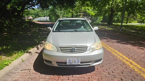 Silver 2004 Toyota Corolla CE