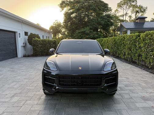 Black 2026 Porsche Cayenne Cayenne GTS