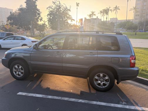 2005 Toyota Highlander Limited