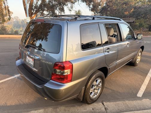 2005 Toyota Highlander Limited