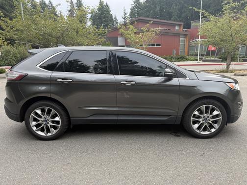 Gray 2015 Ford Edge Titanium