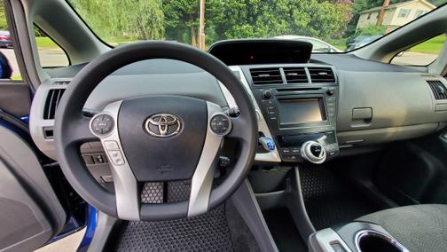 2012 Toyota Prius v Three
