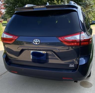 2018 Toyota Sienna XLE
