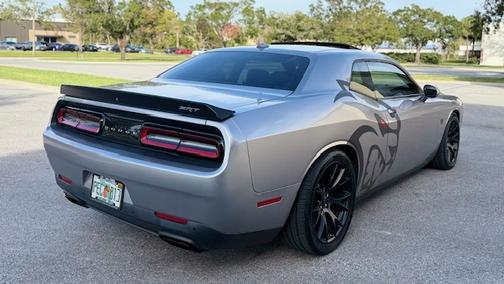 2016 Dodge Challenger SRT Hellcat