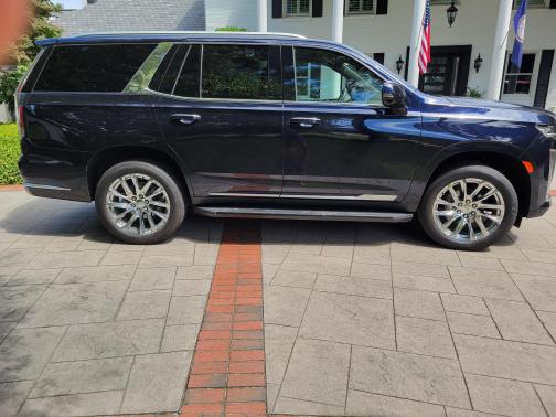 2023 Cadillac Escalade Premium Luxury