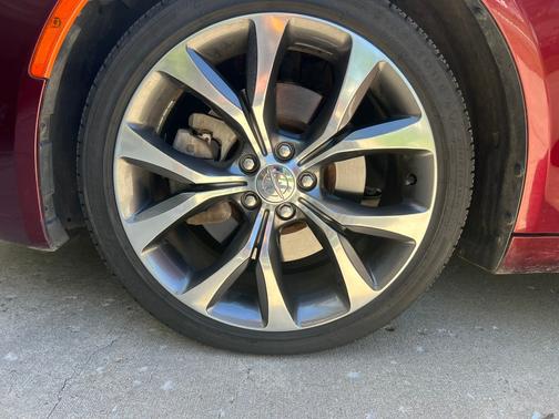 Red 2015 Chrysler 200 C