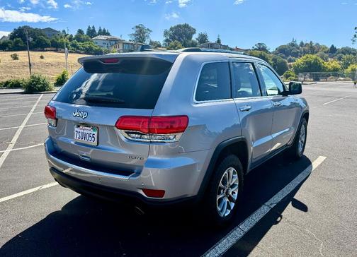 Silver 2014 Jeep Grand Cherokee Limited