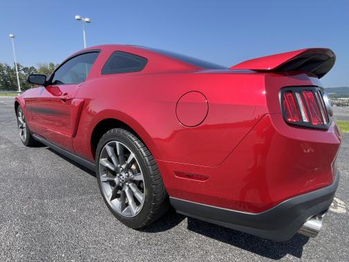2011 Ford Mustang GT Premium