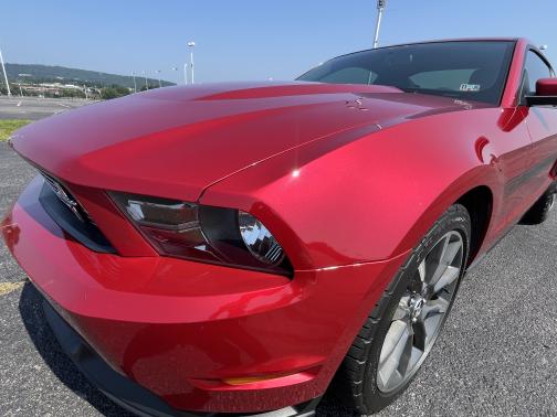 2011 Ford Mustang GT Premium