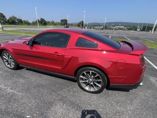 2011 Ford Mustang GT Premium
