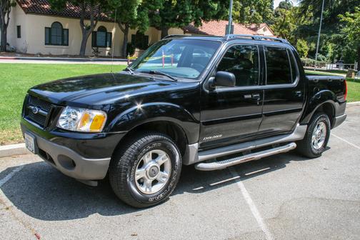 2002 Ford Explorer Sport Trac Base