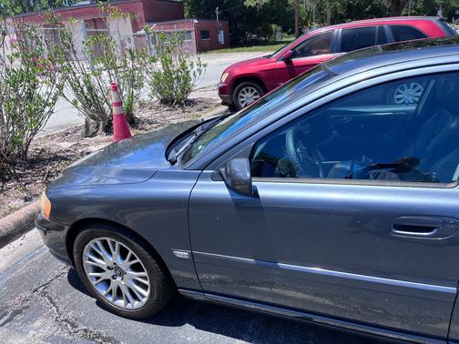 Gray 2006 Volvo S60 T5