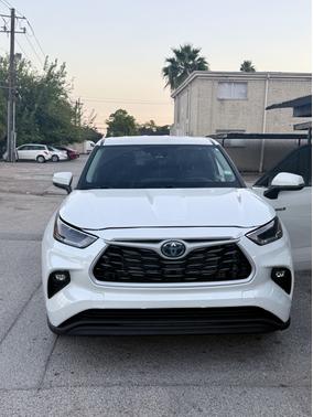 2021 Toyota Highlander Hybrid LE